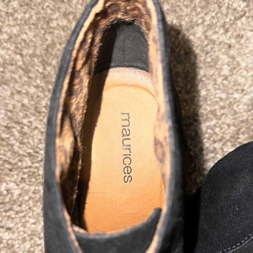 Maurices Black Ankle Booties‎ with Wedge Heel - Picture 3 of 3